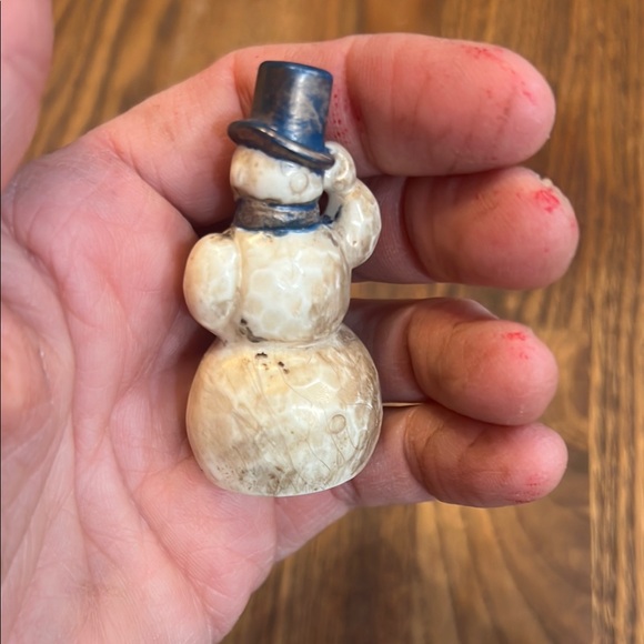 Tim Holtz Blue and Cream Holiday Figurine Set - Picture 4 of 9